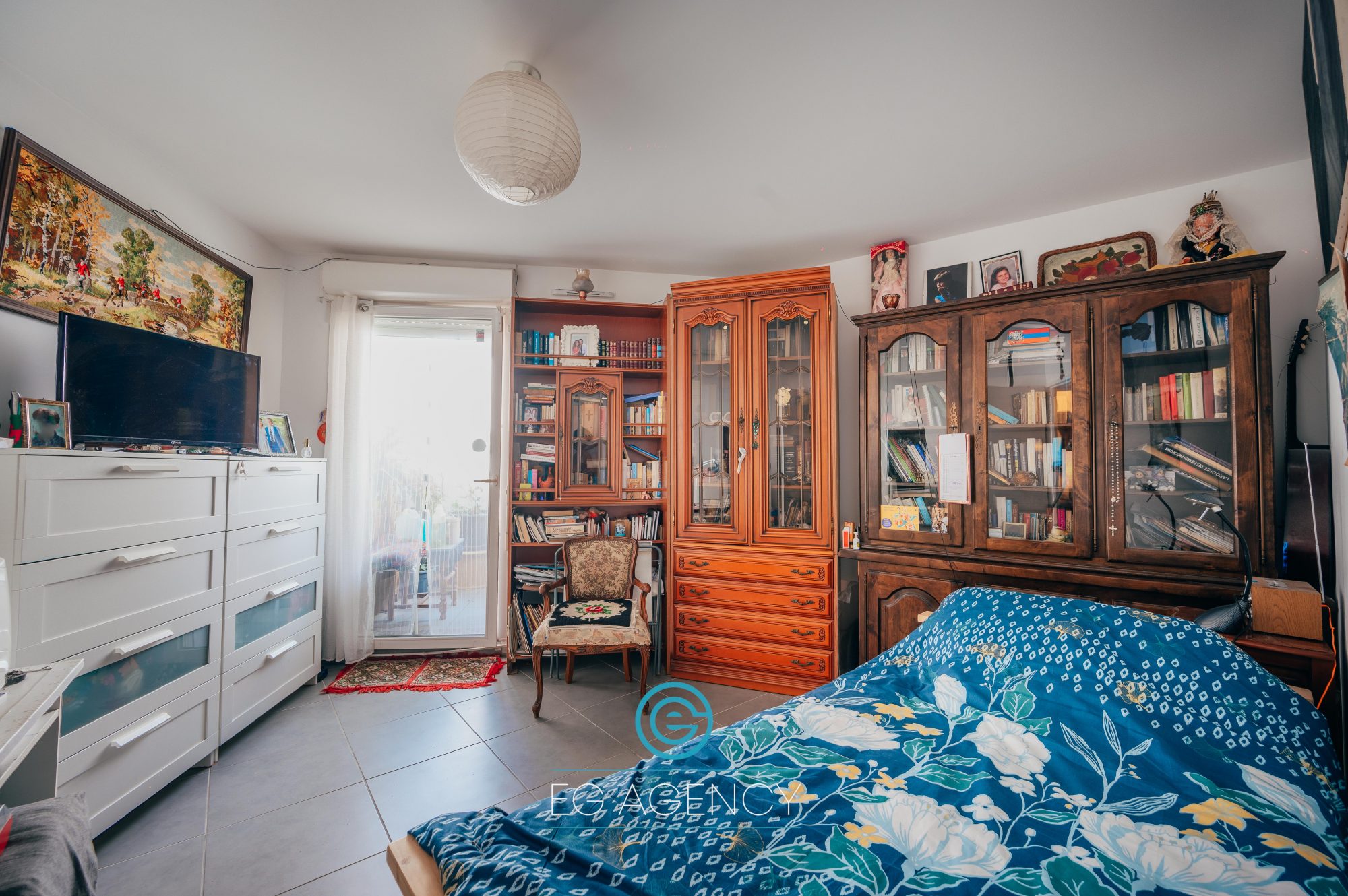 Appartement T3 de 65m2 + exterieurs + Box en SUS