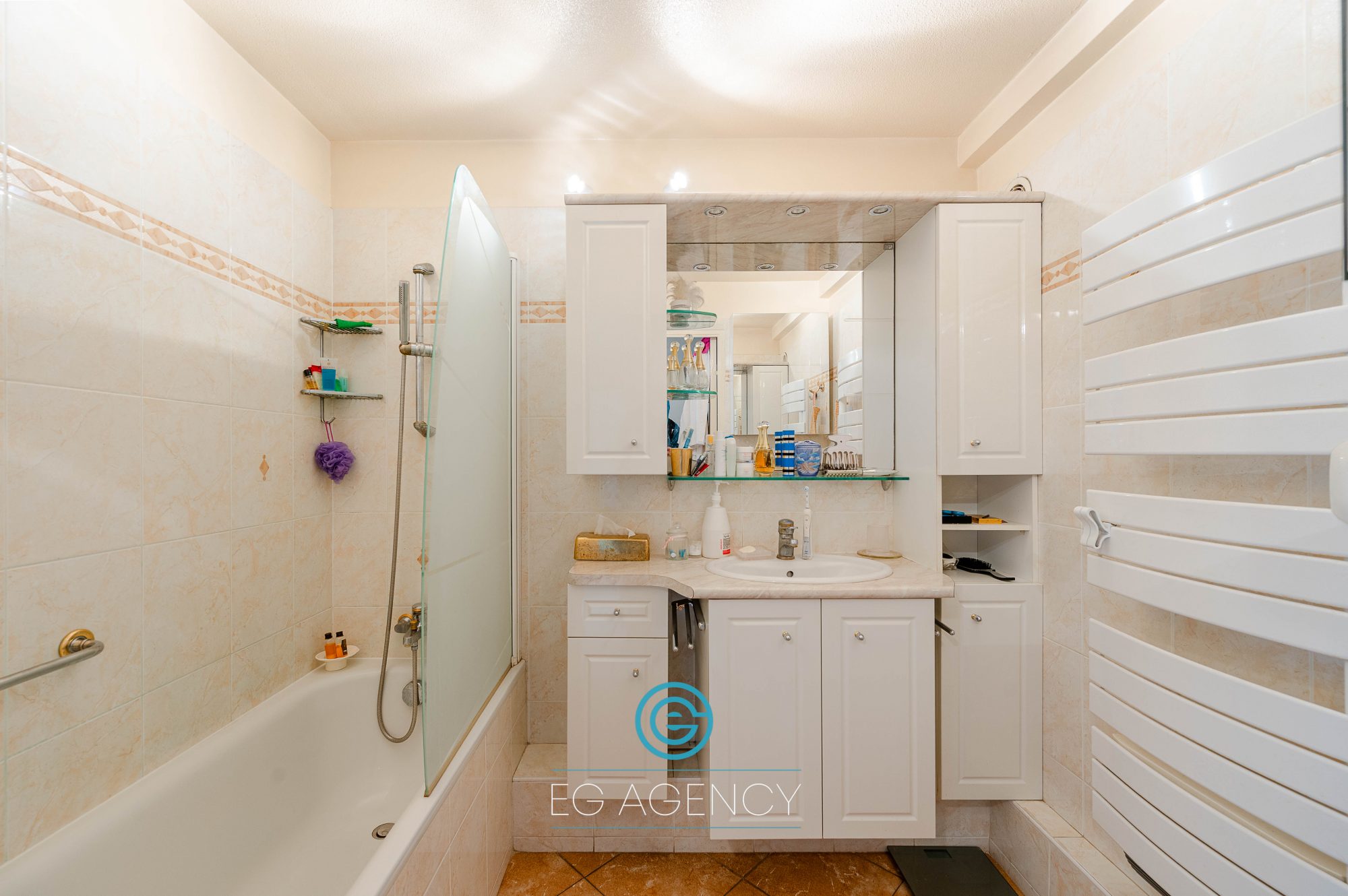 Appartement T5 de 100m2 + box
