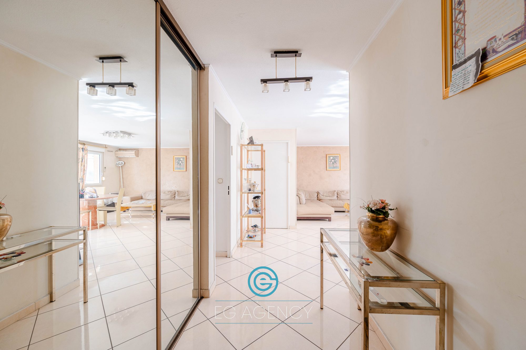 Appartement T5 de 100m2 + box