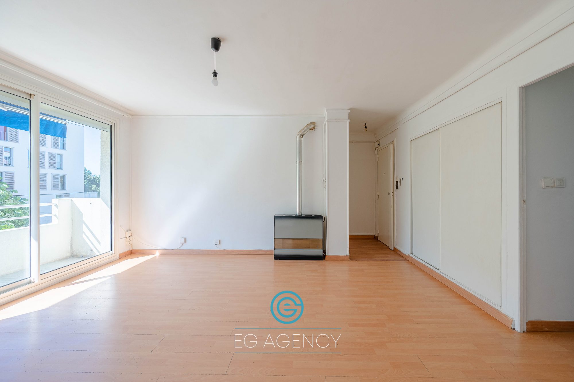 APPARTEMENT DE 60 M2 AVEC BALCON