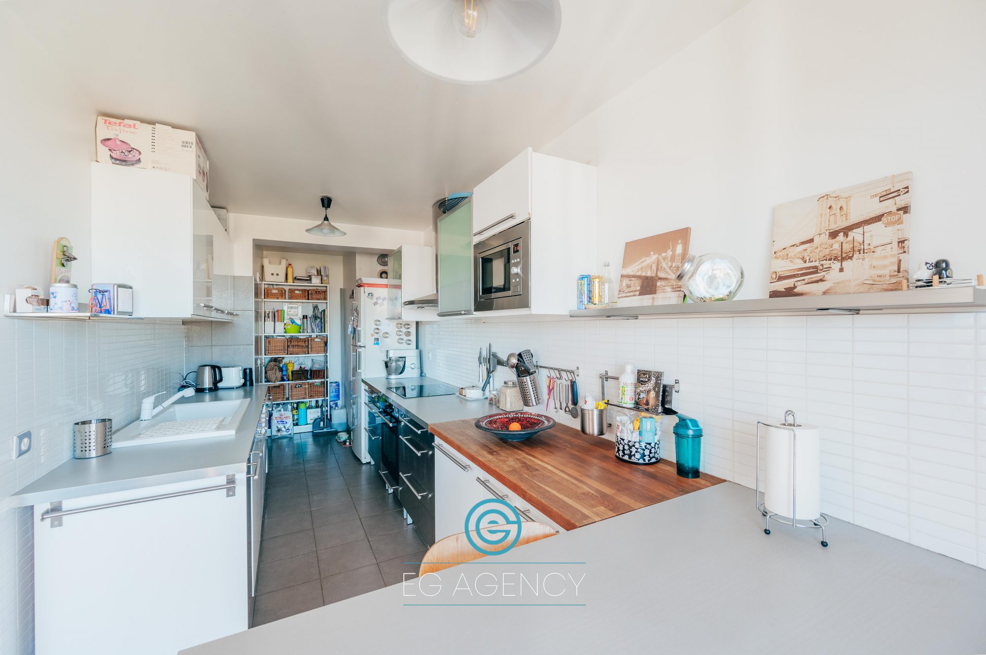Appartement T4 de 107m2 + Balcons + terrasse + stationnements