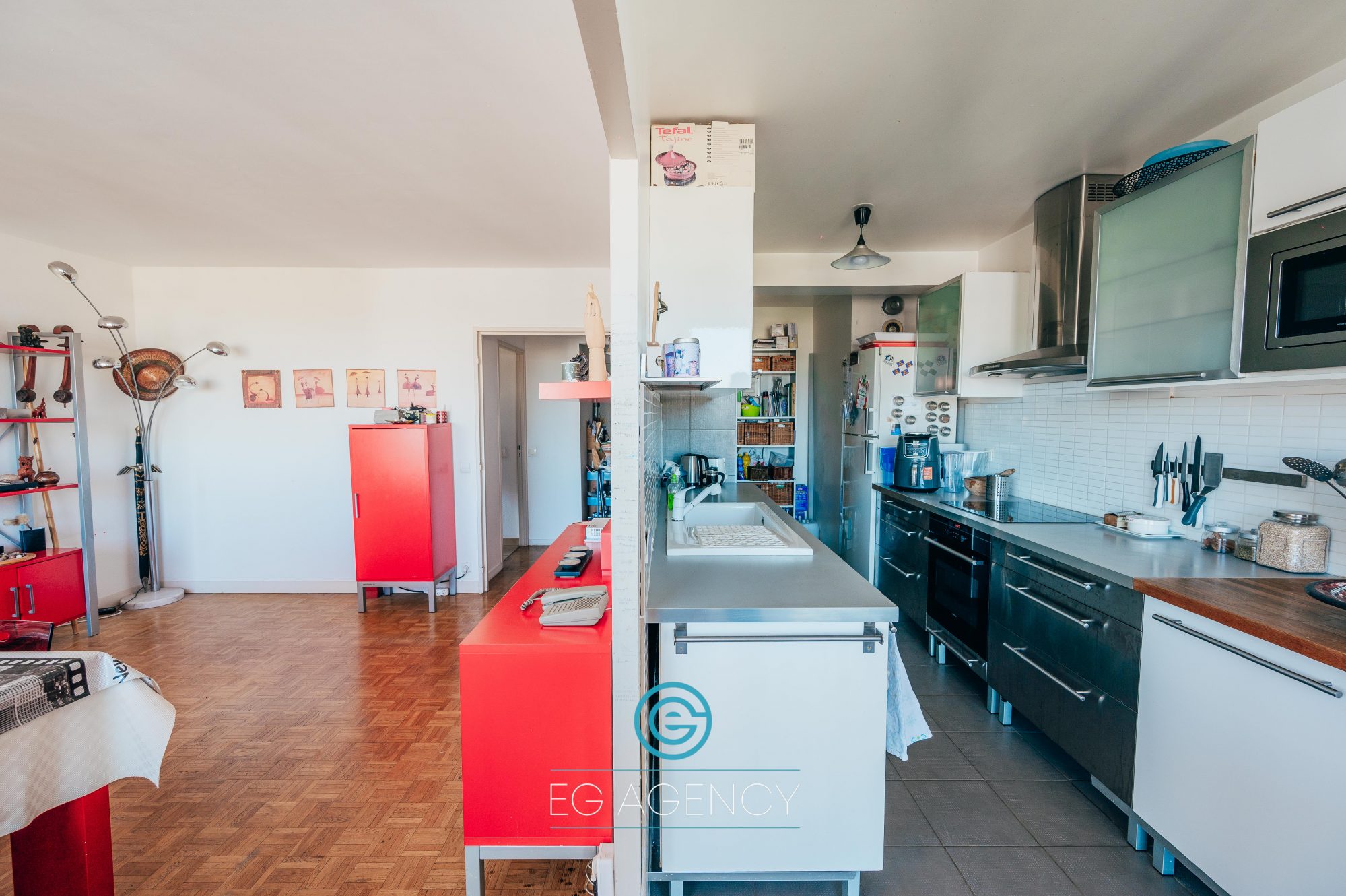 Appartement T4 de 107m2 + Balcons + terrasse + stationnements