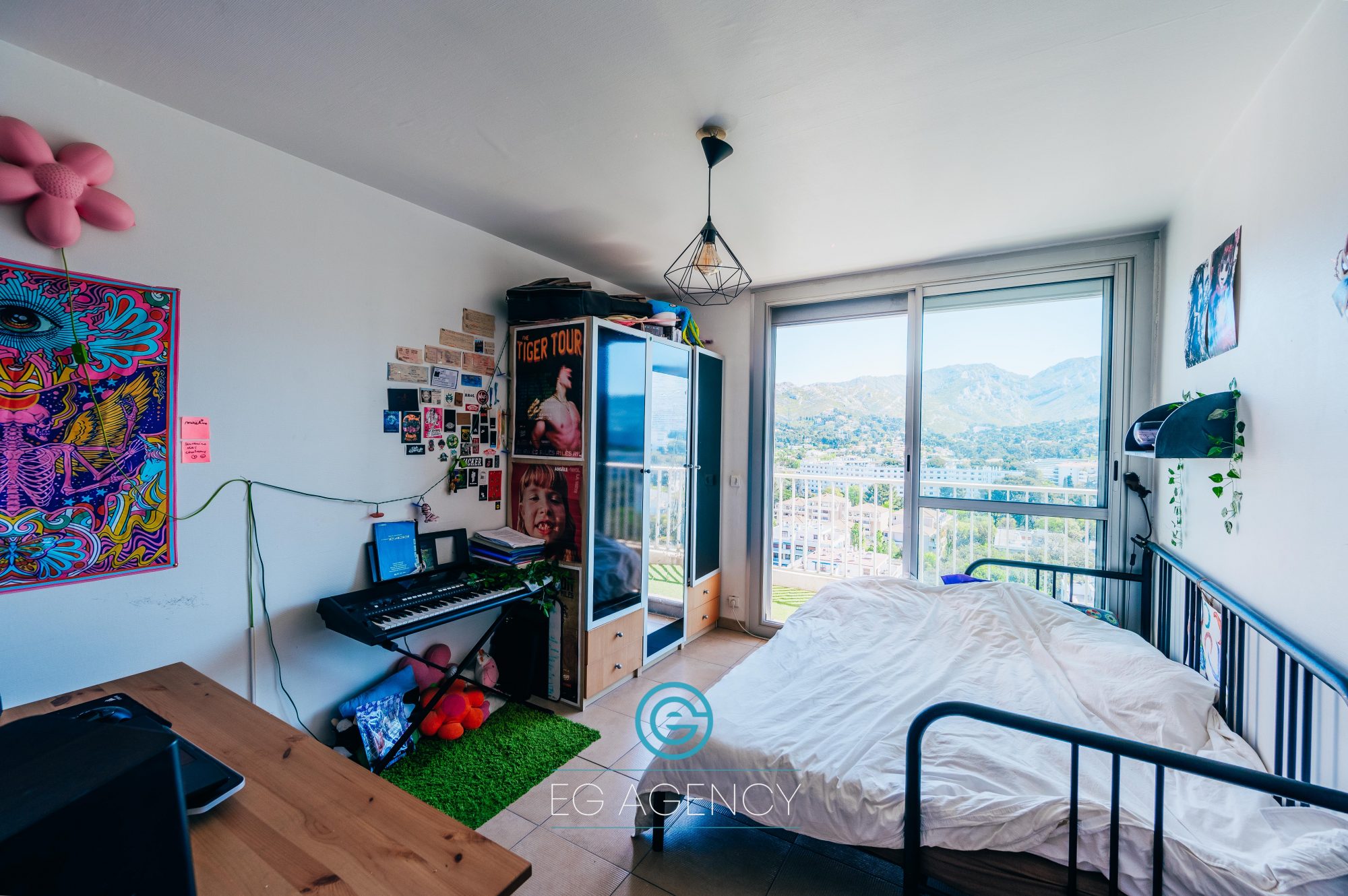 Appartement T4 de 107m2 + Balcons + terrasse + stationnements
