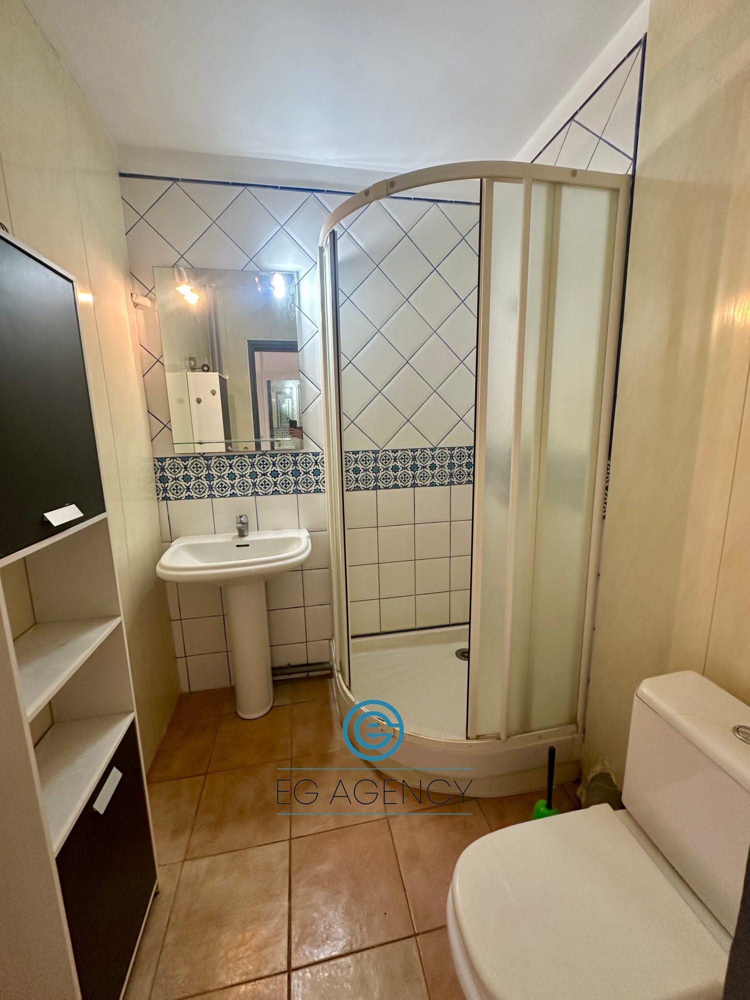 STUDIO DE 26 M2 AVEC TERRASSE
