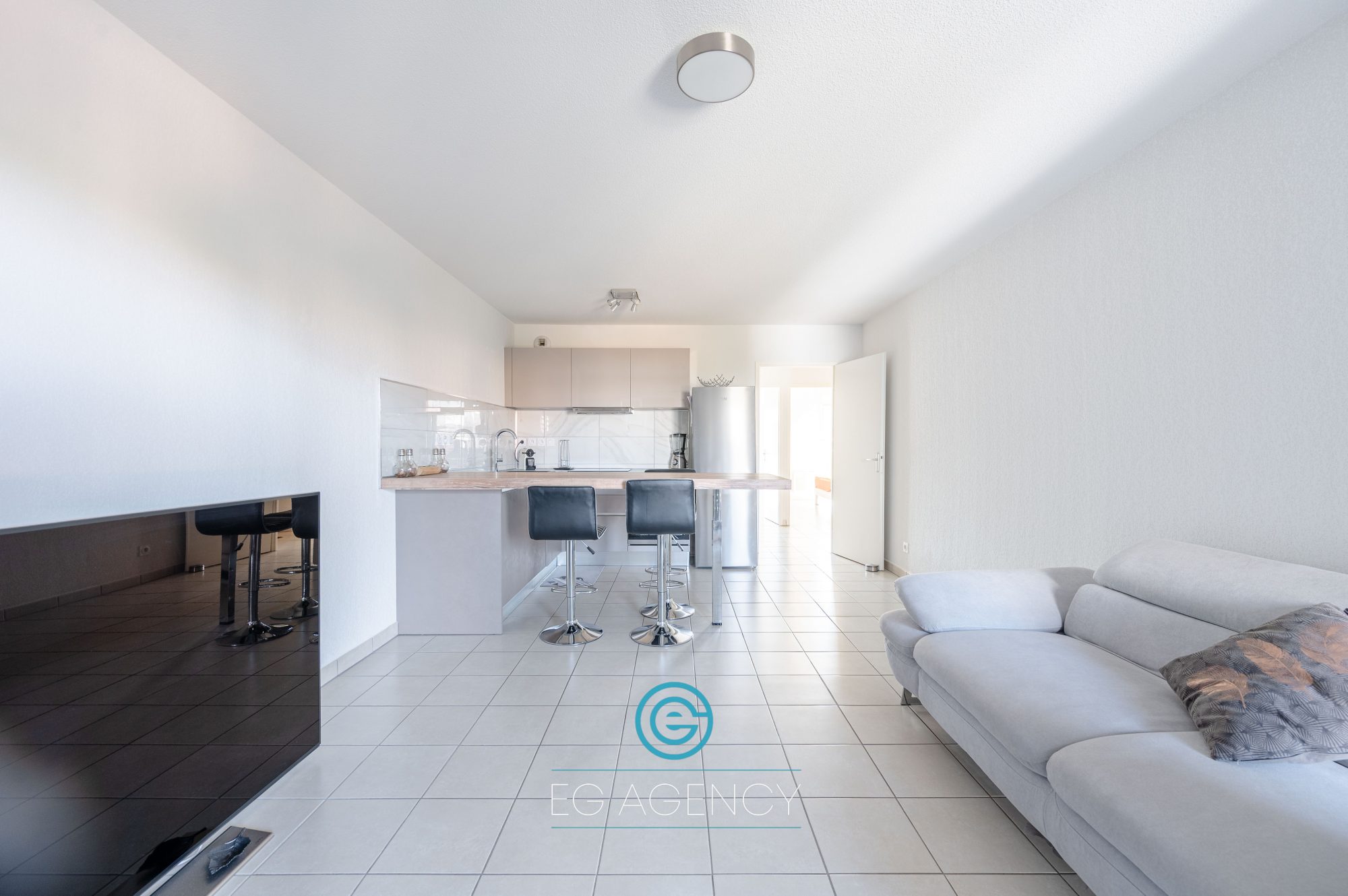 Appartement T3 de 55m2 avec terrasse + places privatives en SUS