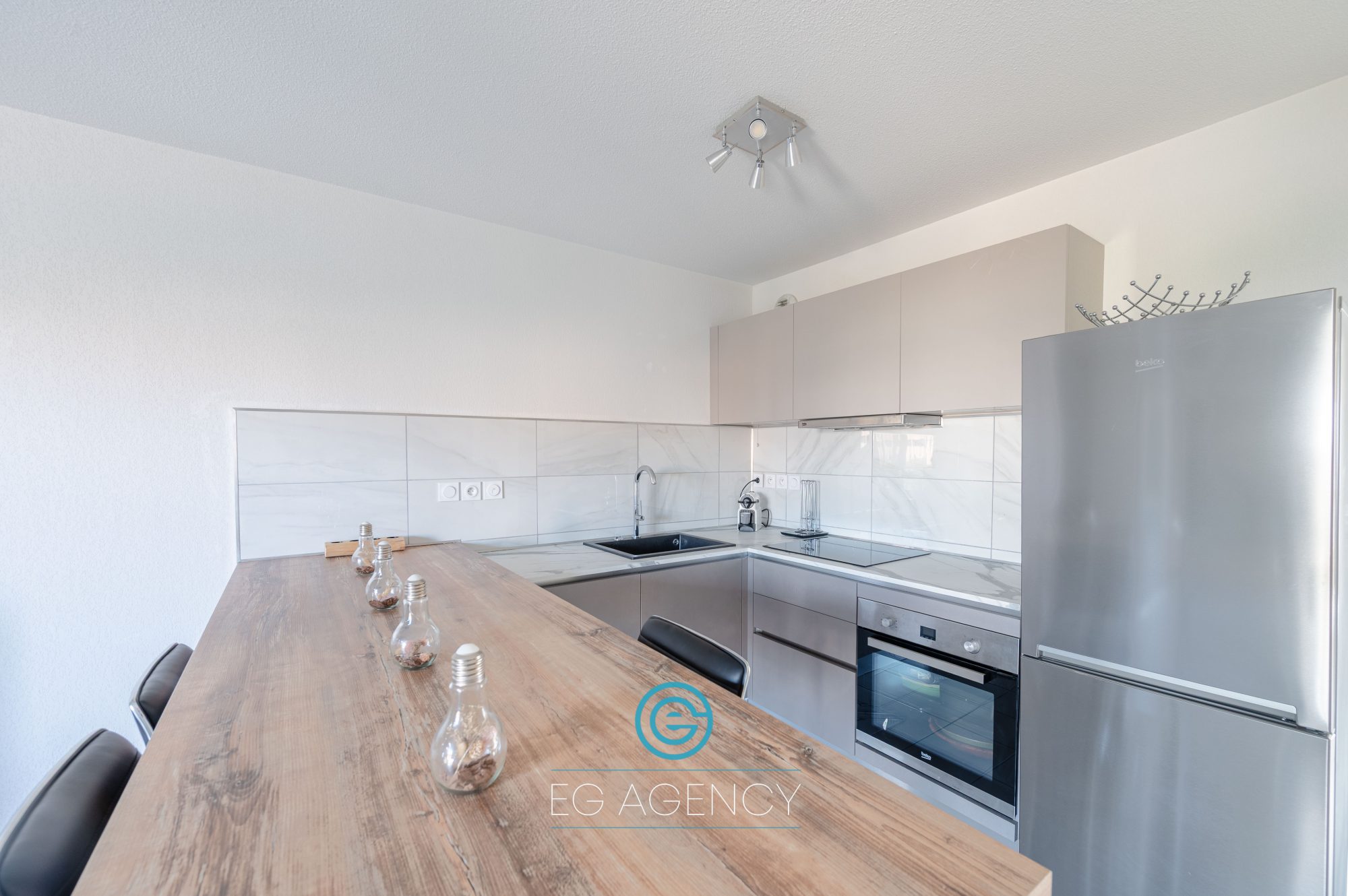 Appartement T3 de 55m2 avec terrasse + places privatives en SUS