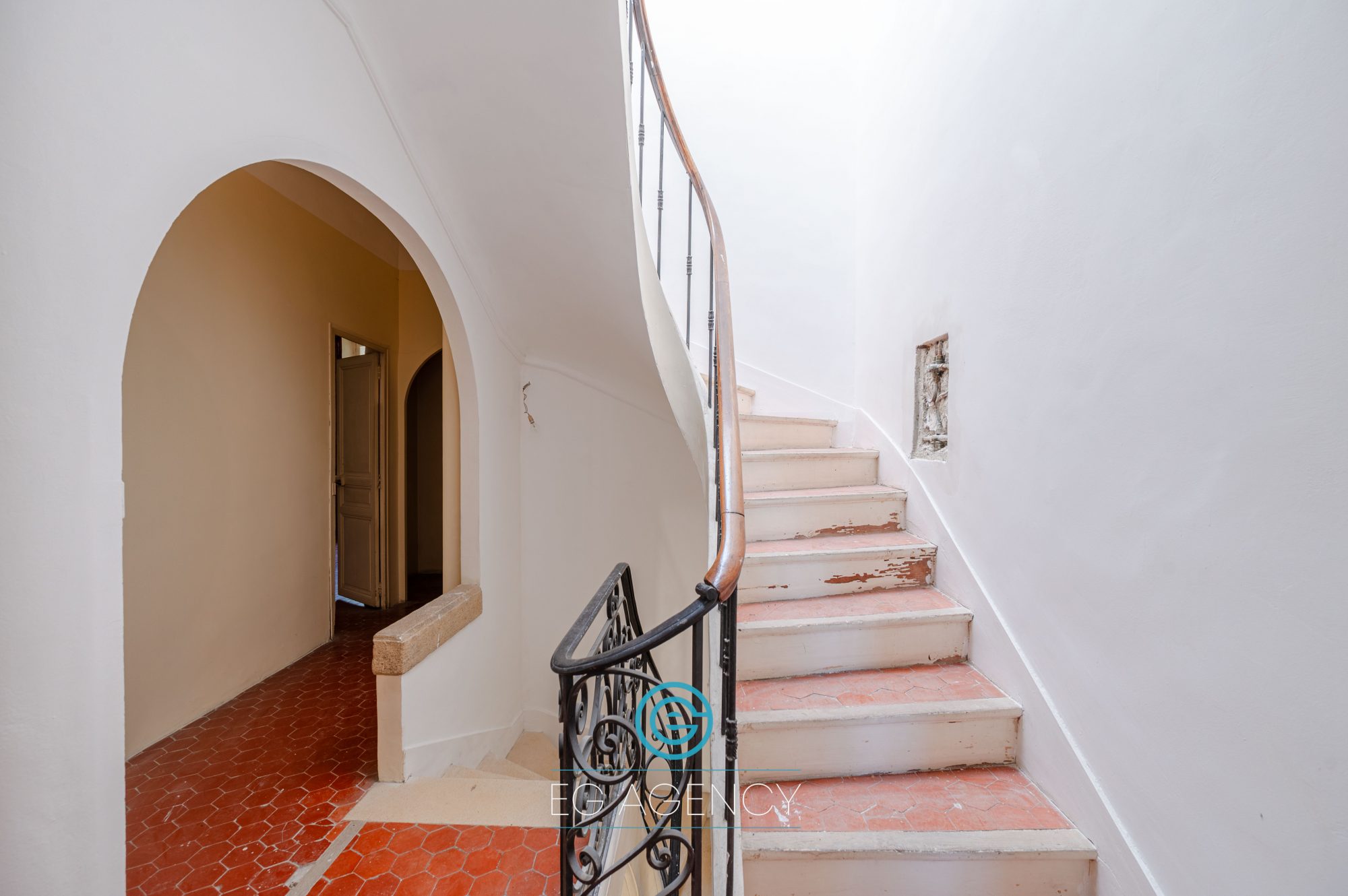 Maison Mitoyenne de 280m²