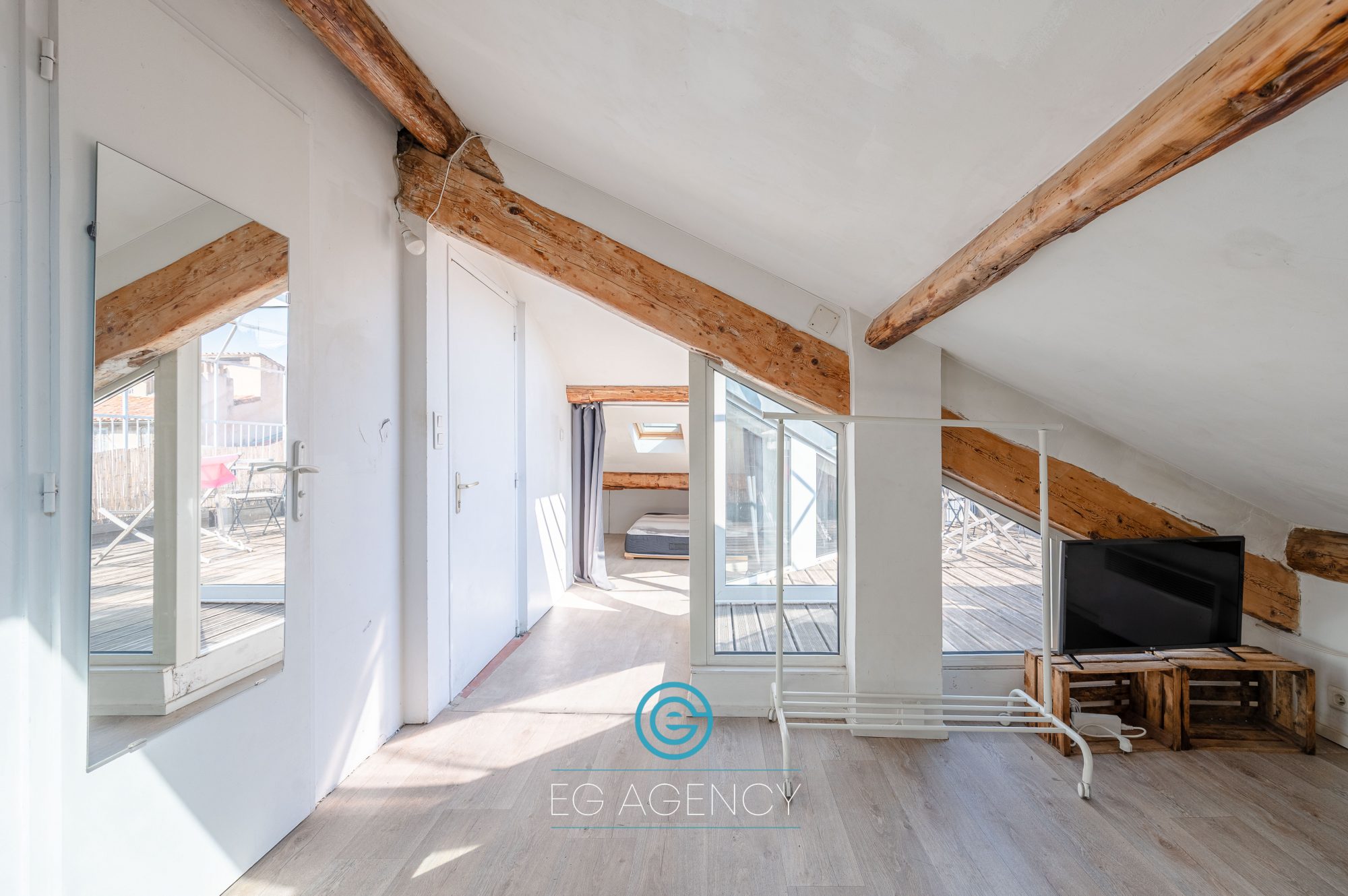 Studio de 26m2 + terrasse de 13.22m2