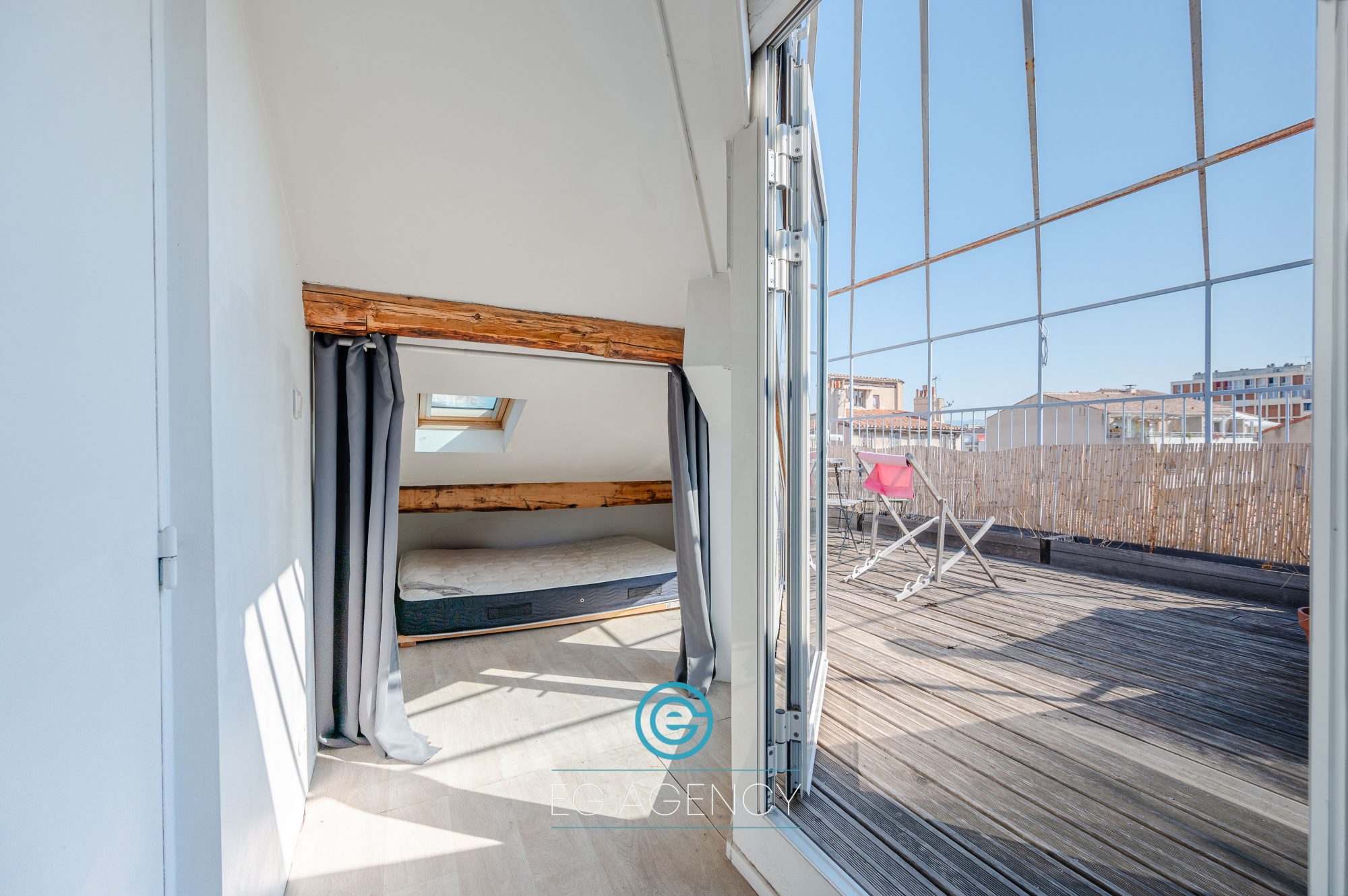Studio de 26m2 + terrasse de 13.22m2