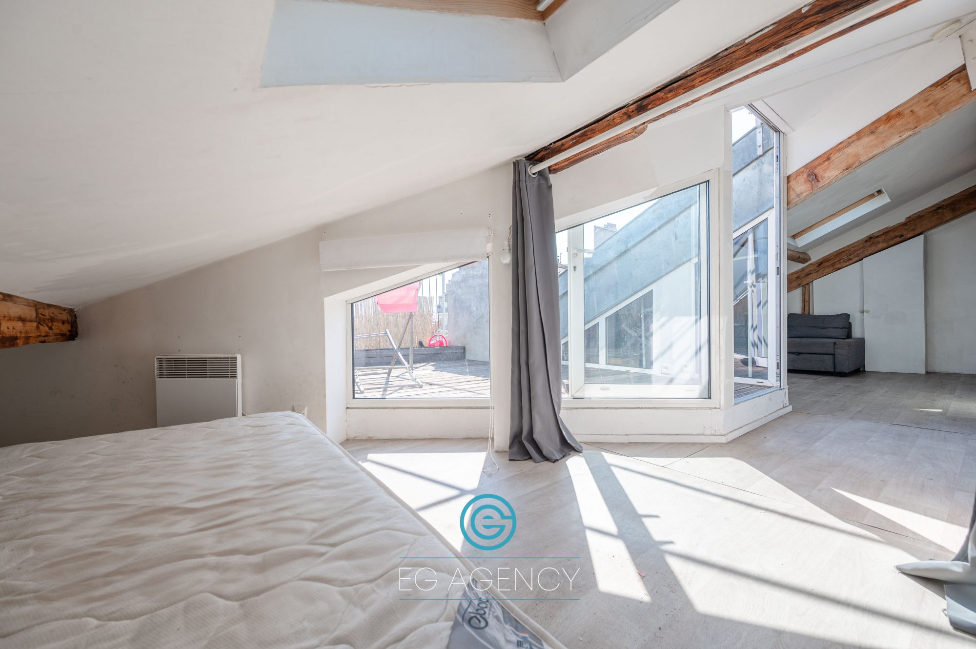 Studio de 26m2 + terrasse de 13.22m2