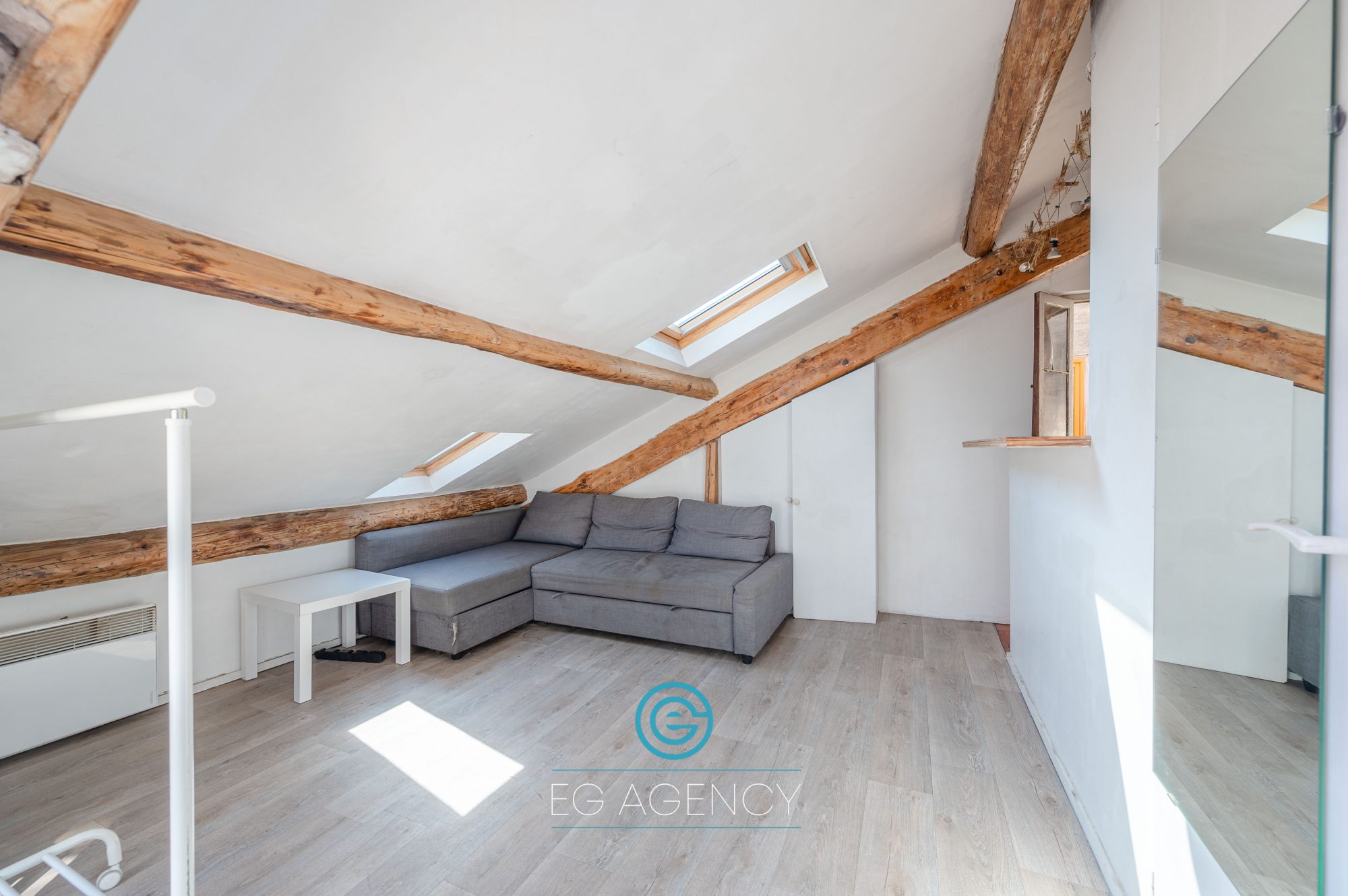 Studio de 26m2 + terrasse de 13.22m2
