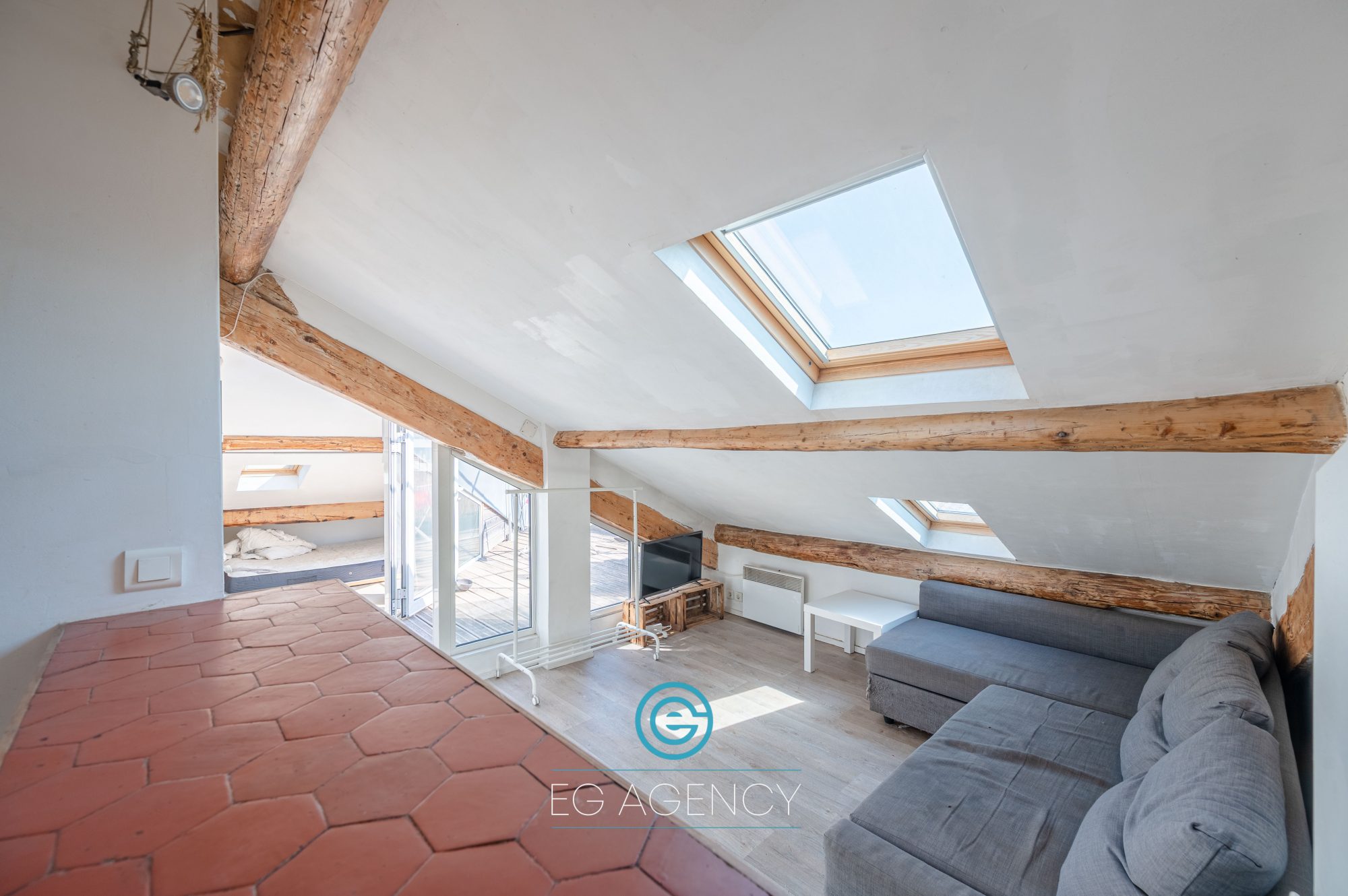 Studio de 26m2 + terrasse de 13.22m2