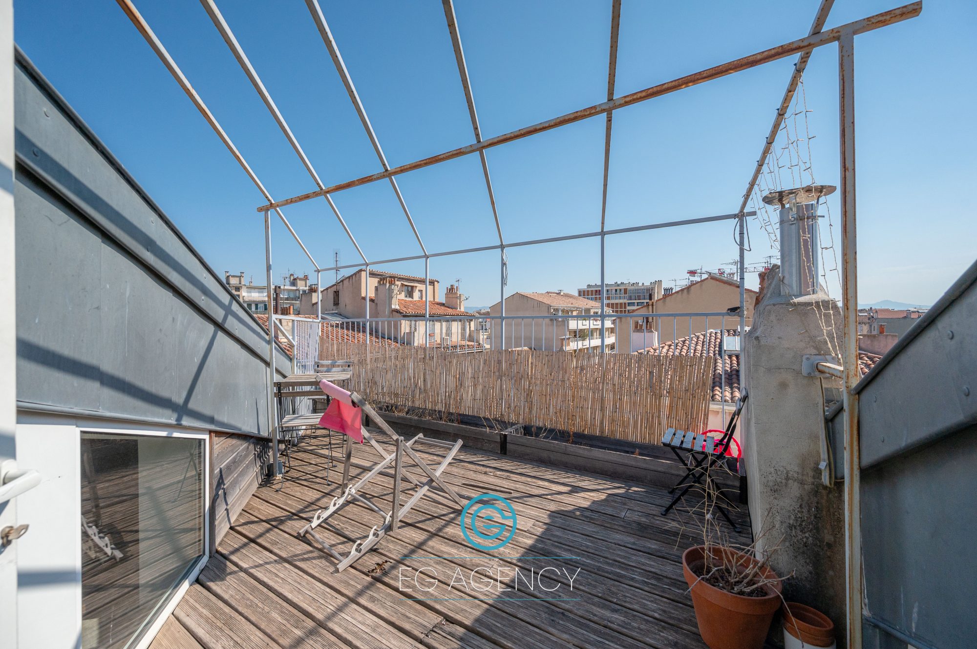 Studio de 26m2 + terrasse de 13.22m2