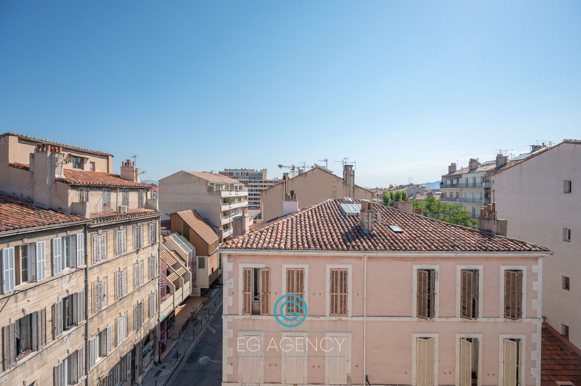 Studio de 26m2 + terrasse de 13.22m2