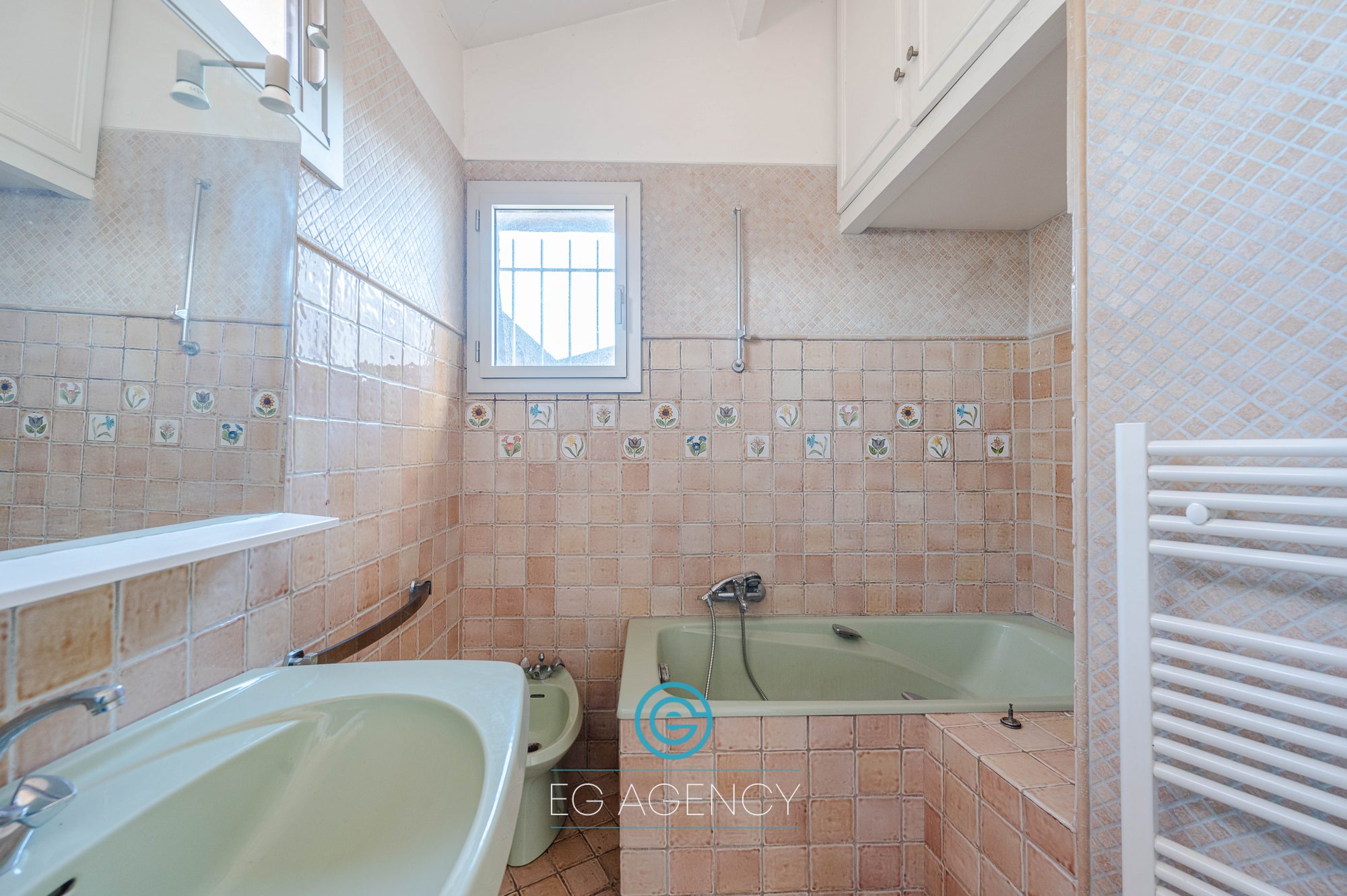 Maison de 200m² avec Piscine + Garage