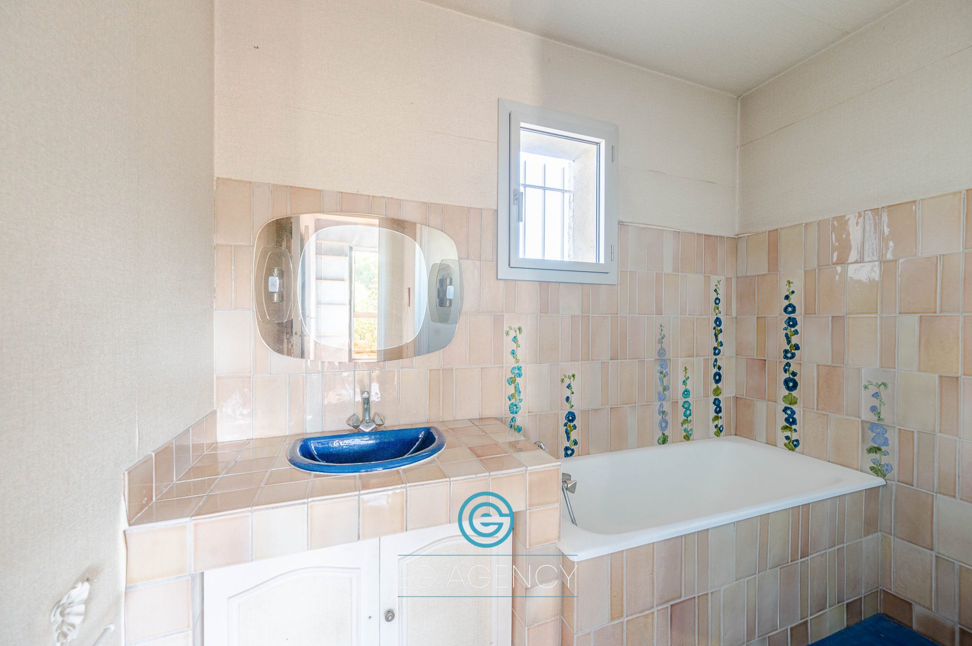 Maison de 200m² avec Piscine + Garage