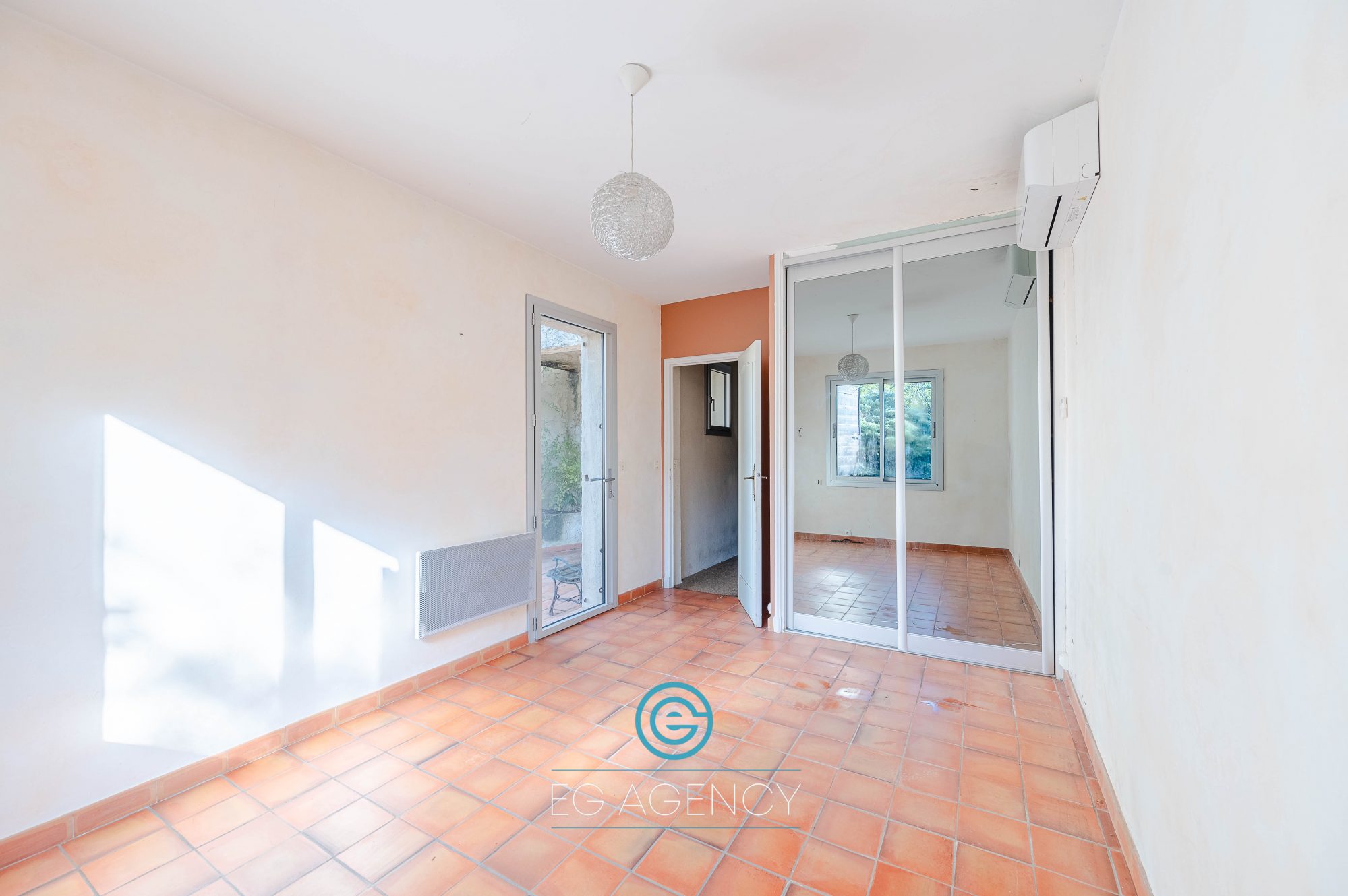 Maison de 200m² avec Piscine + Garage