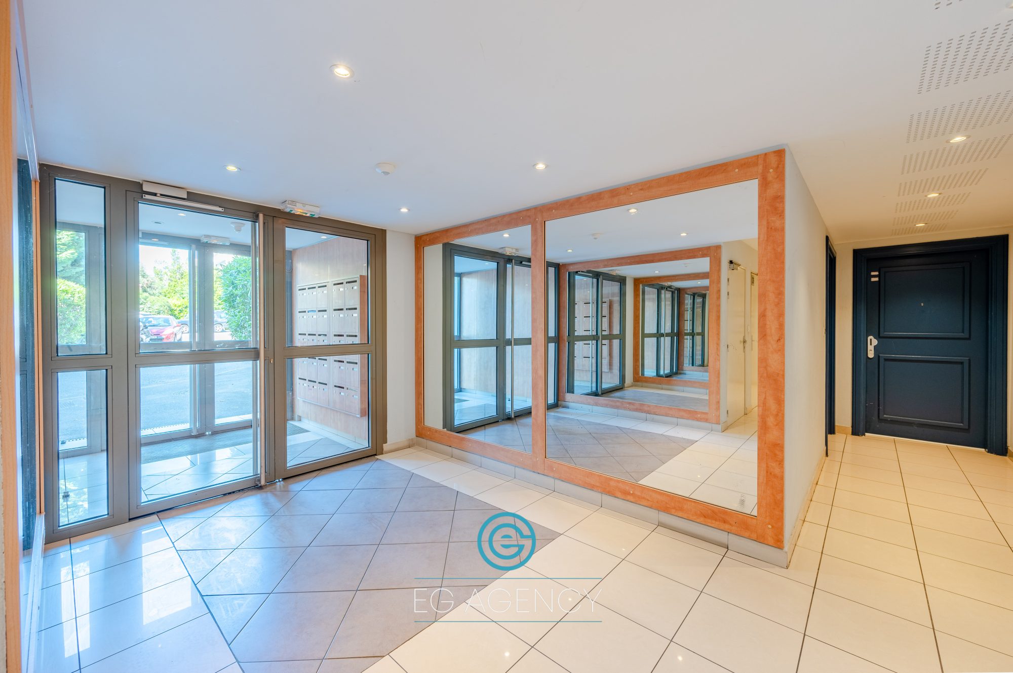 Appartement T2 de 33m² + Terrasse + Box
