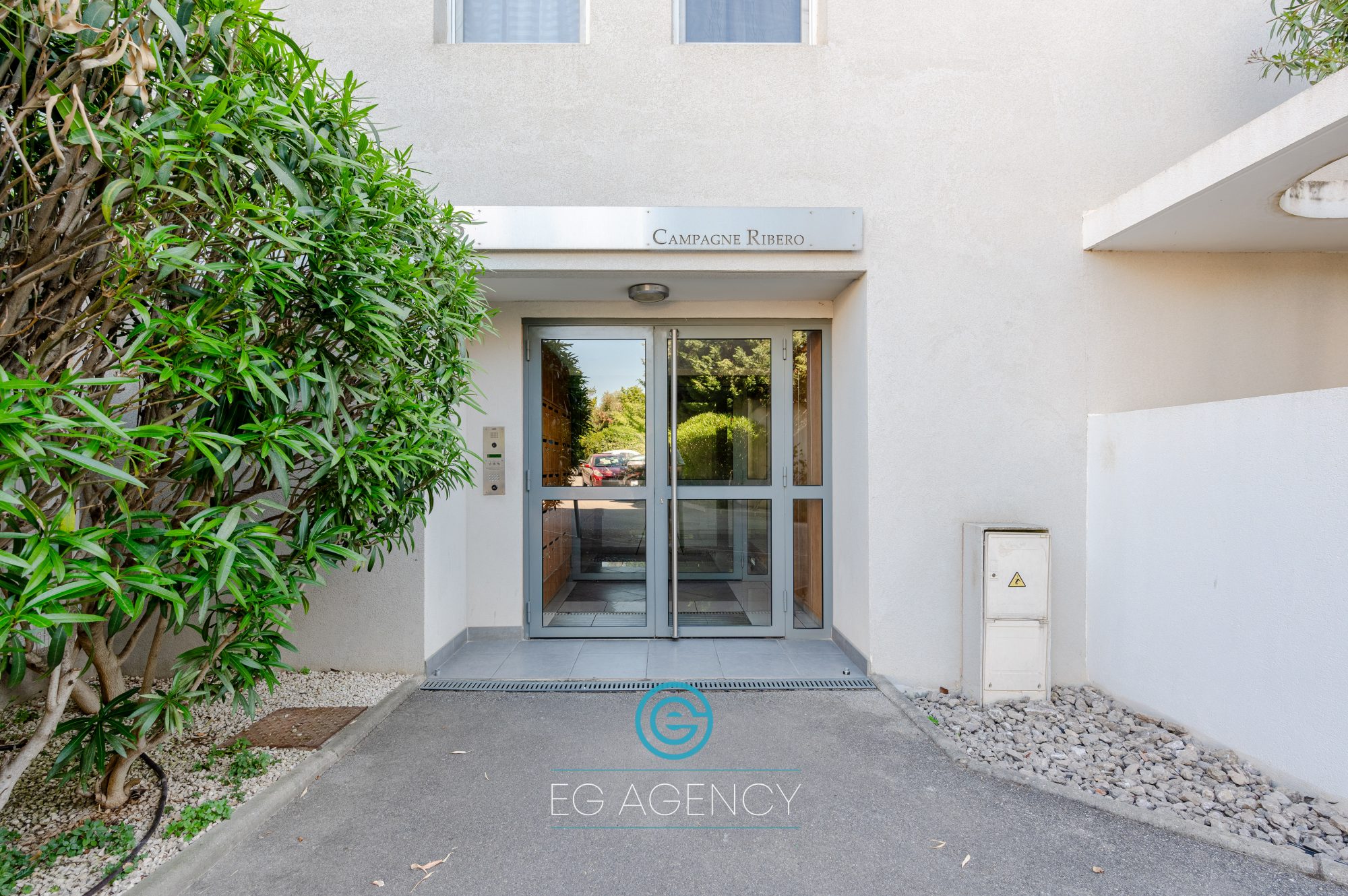Appartement T2 de 33m² + Terrasse + Box