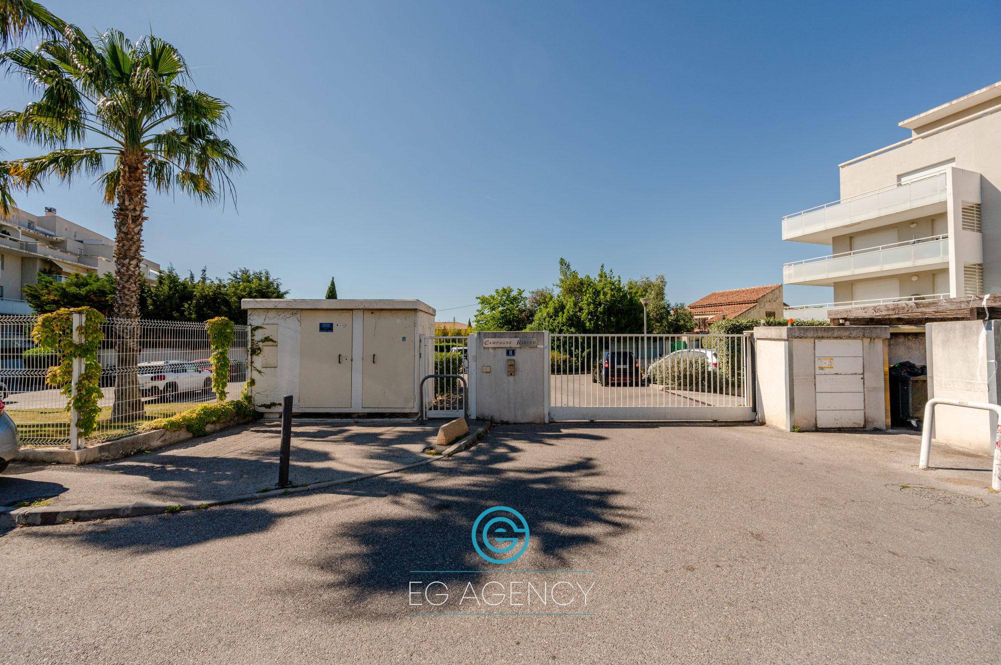 Appartement T2 de 33m² + Terrasse + Box
