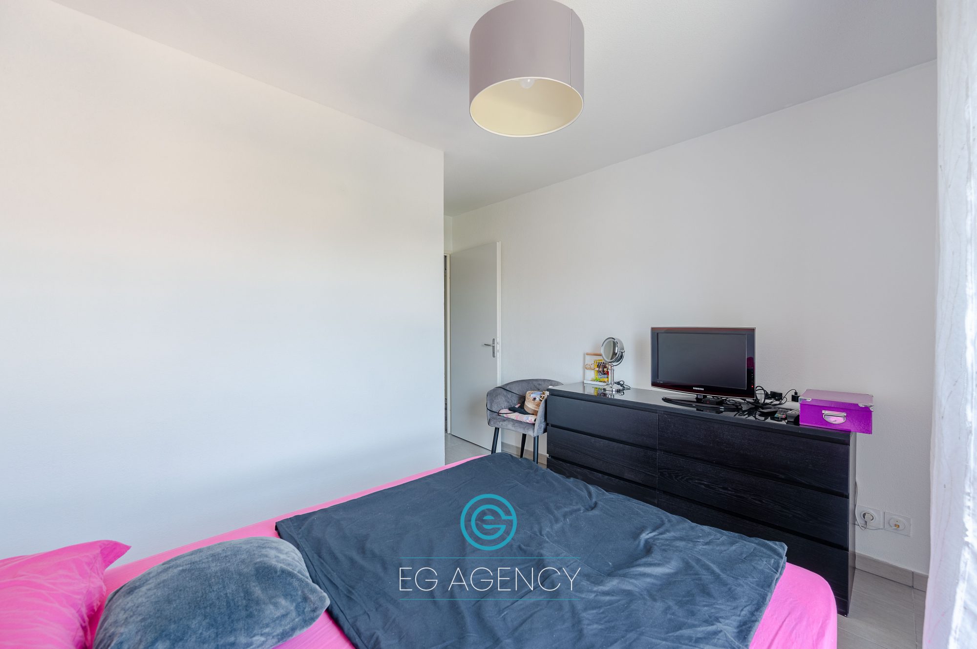 Appartement T3 de 55m2 avec terrasse et place privative