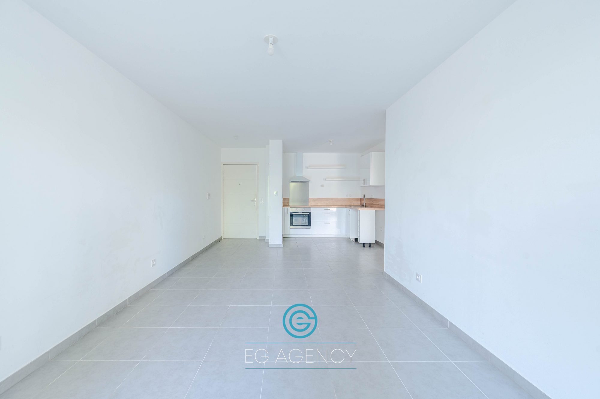 Appartement T2 de 46.52m2 + terrasse + garage