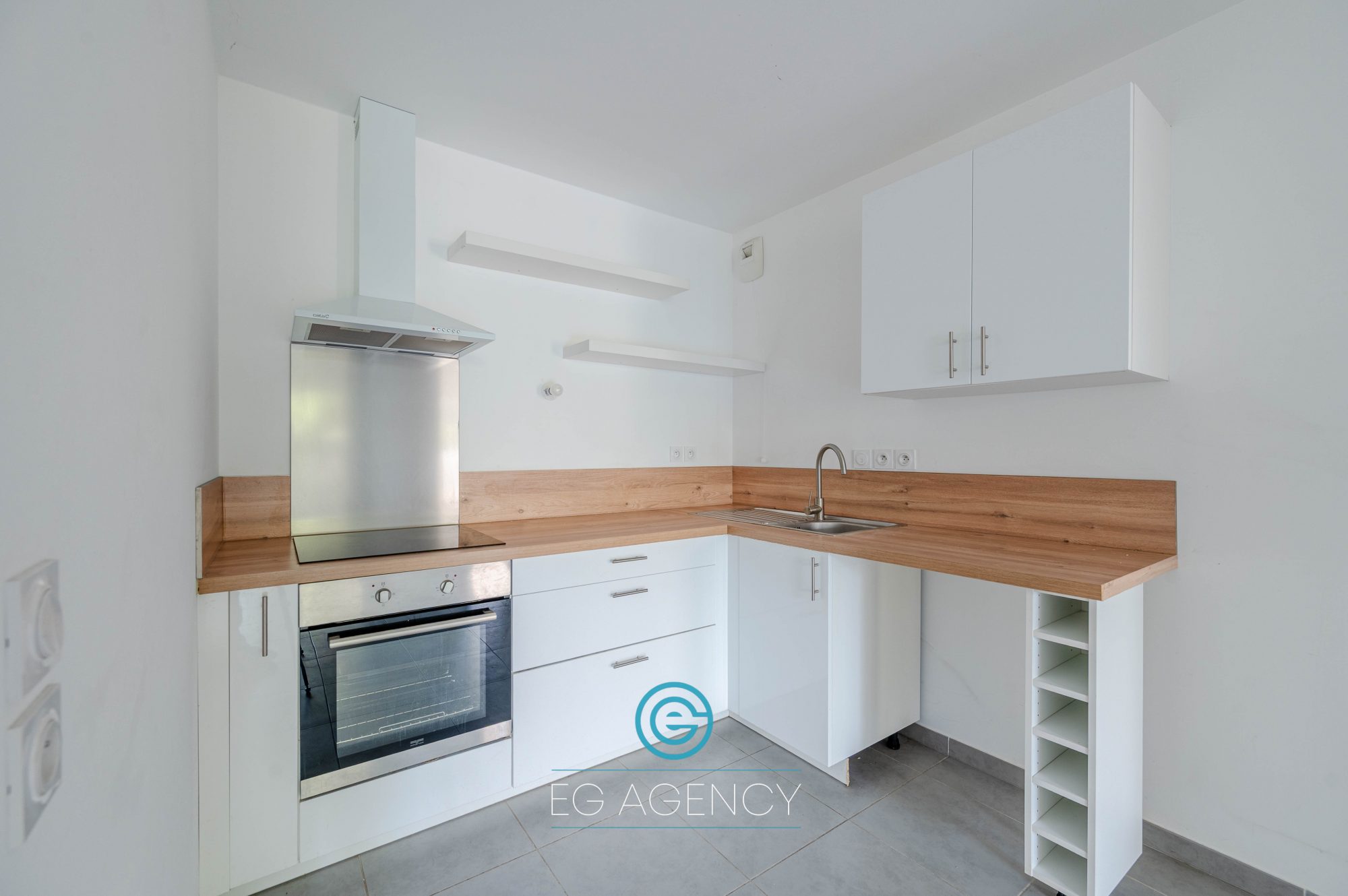 Appartement T2 de 46.52m2 + terrasse + garage