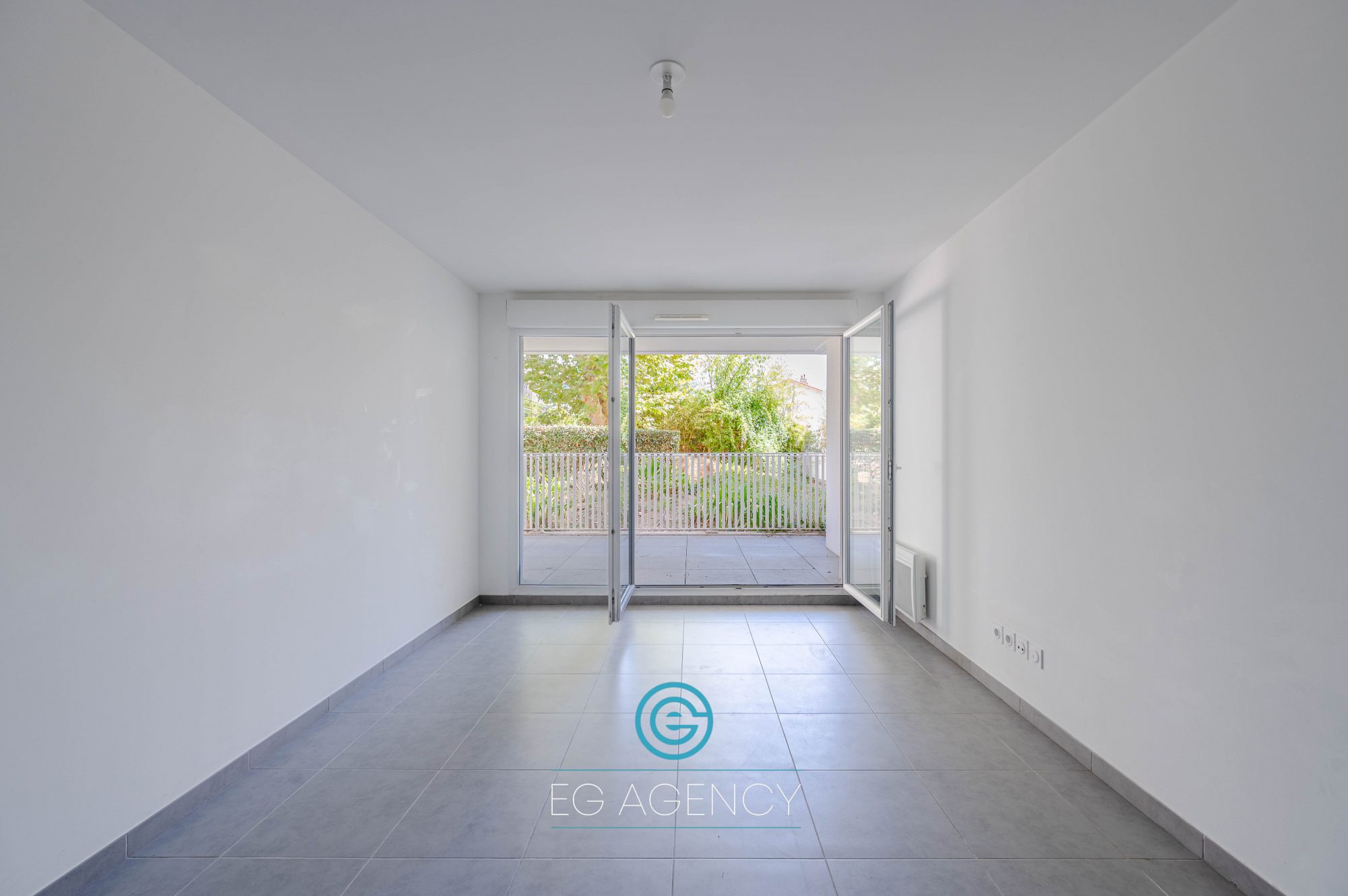 Appartement T2 de 46.52m2 + terrasse + garage