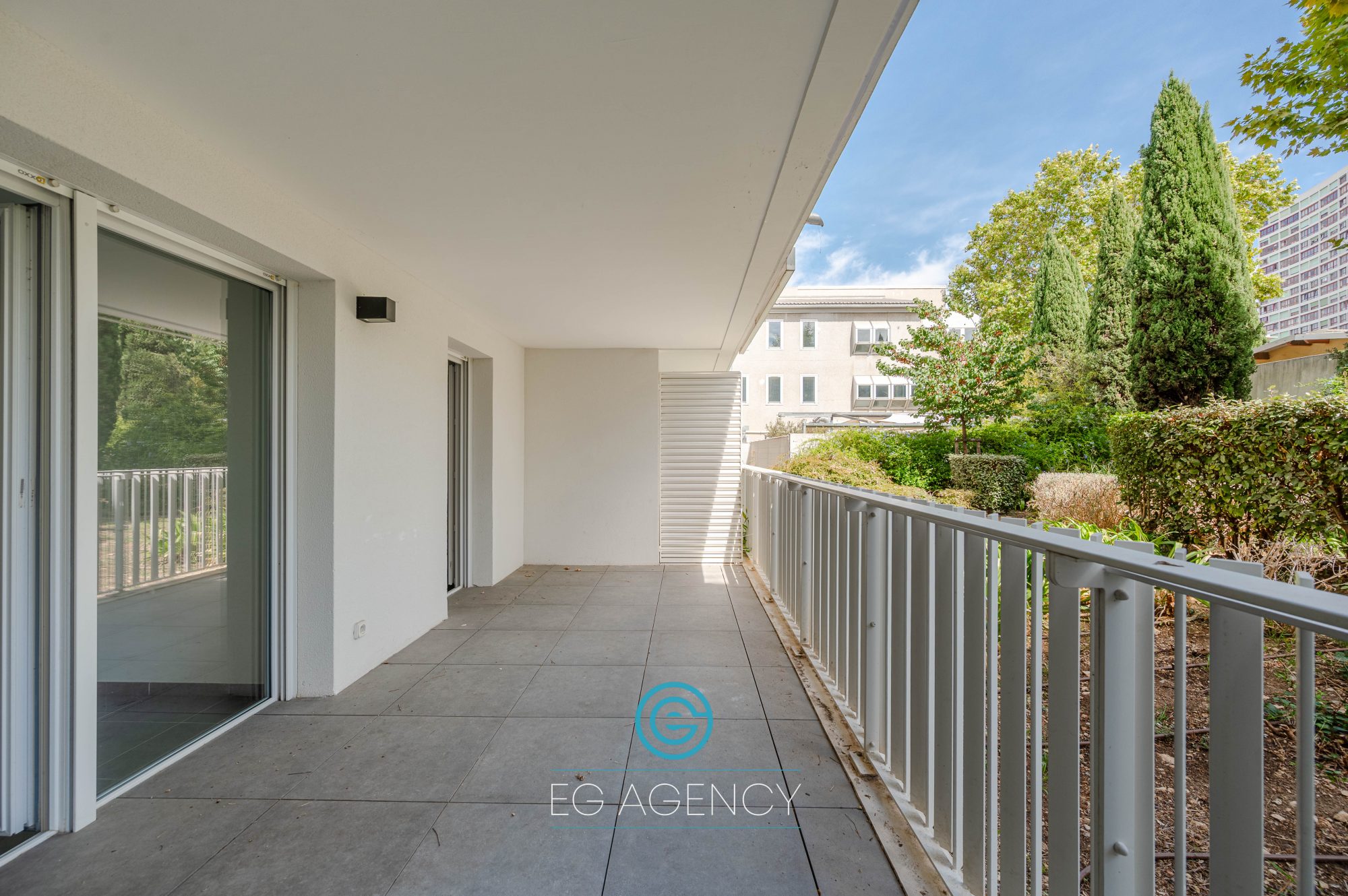 Appartement T2 de 46.52m2 + terrasse + garage