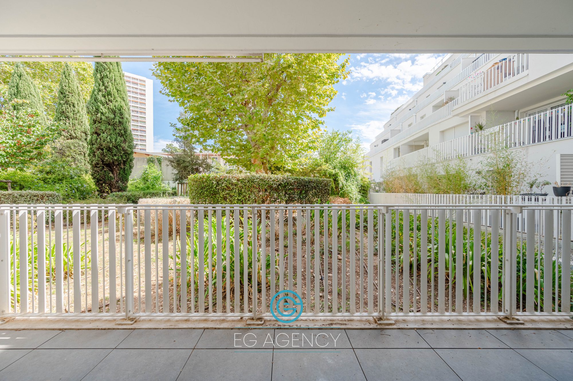 Appartement T2 de 46.52m2 + terrasse + garage