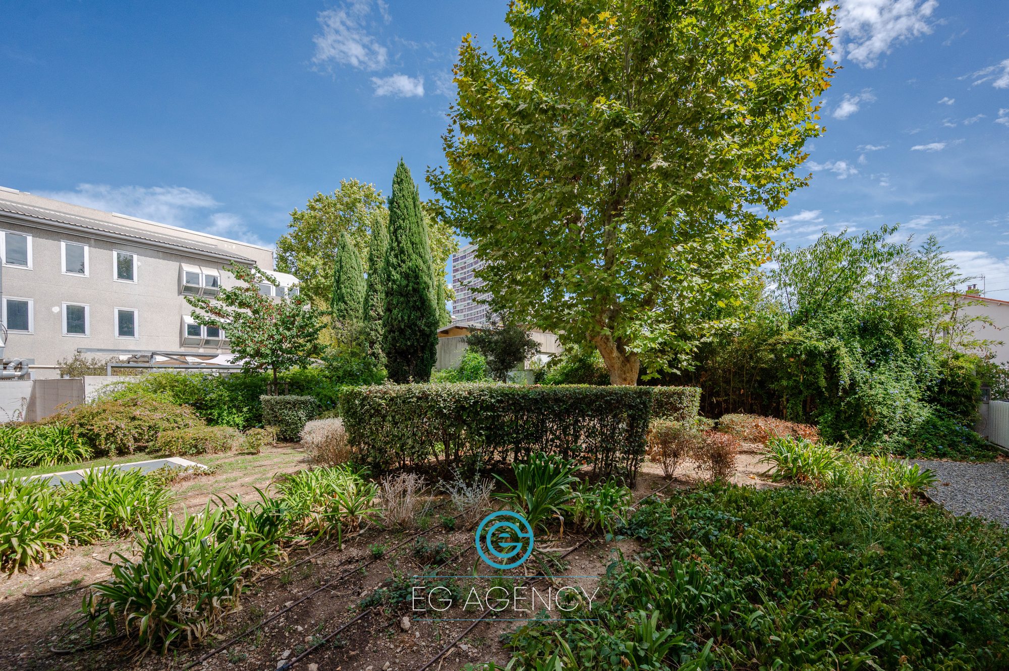 Appartement T2 de 46.52m2 + terrasse + garage
