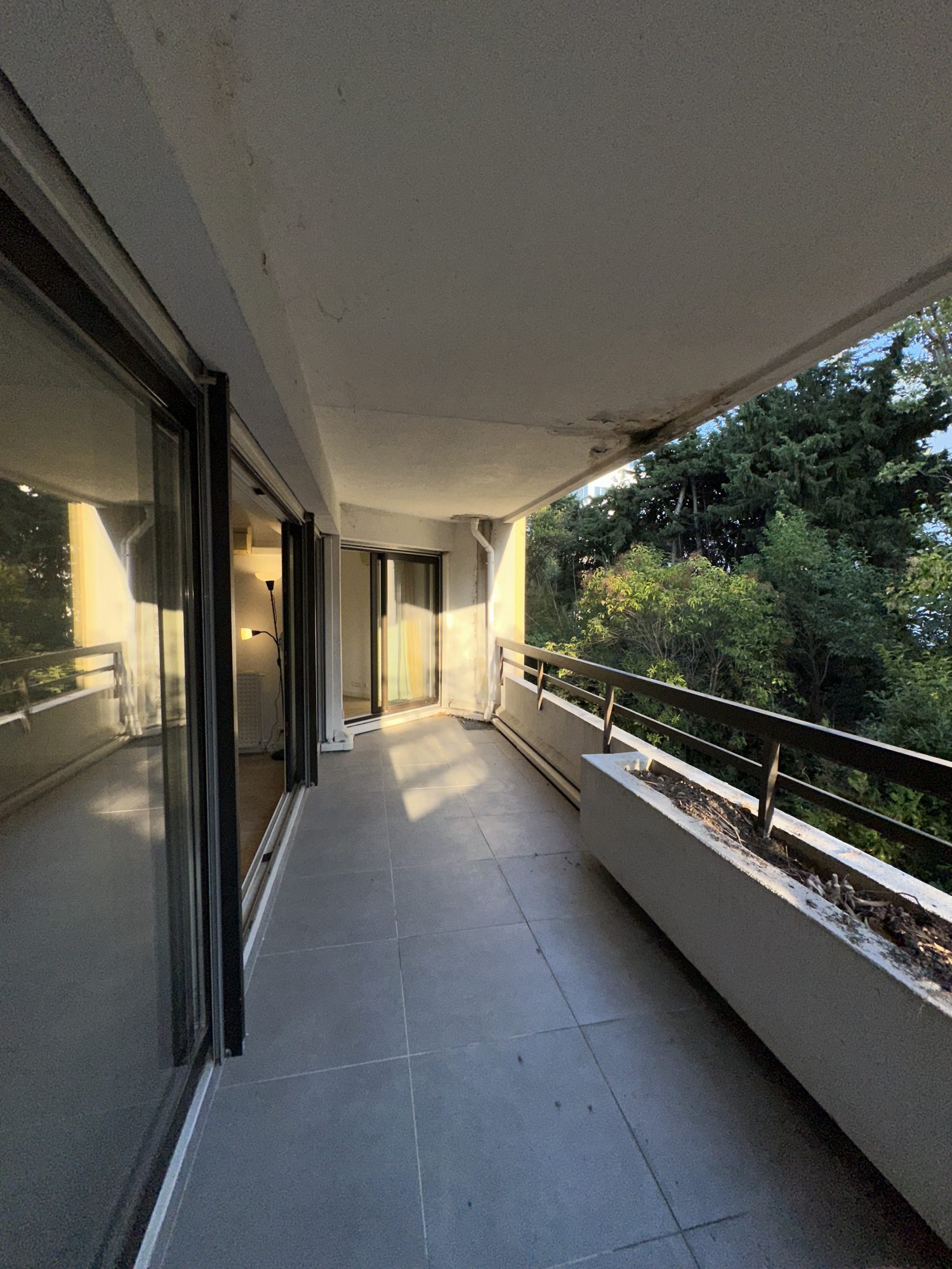 APPARTEMENT T2 DE STANDING 60 M2 + 15 M2 DE TERRASSE