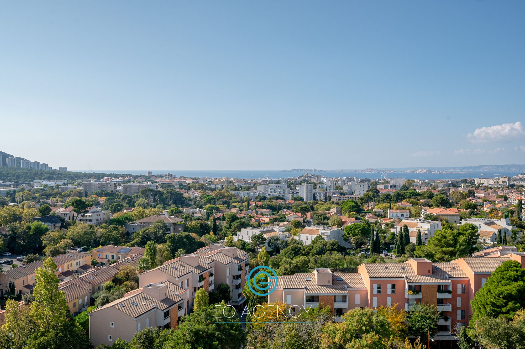 APPARTEMENT T3/4 DE 65M2 AVEC BALCONS ET BELLE VUE