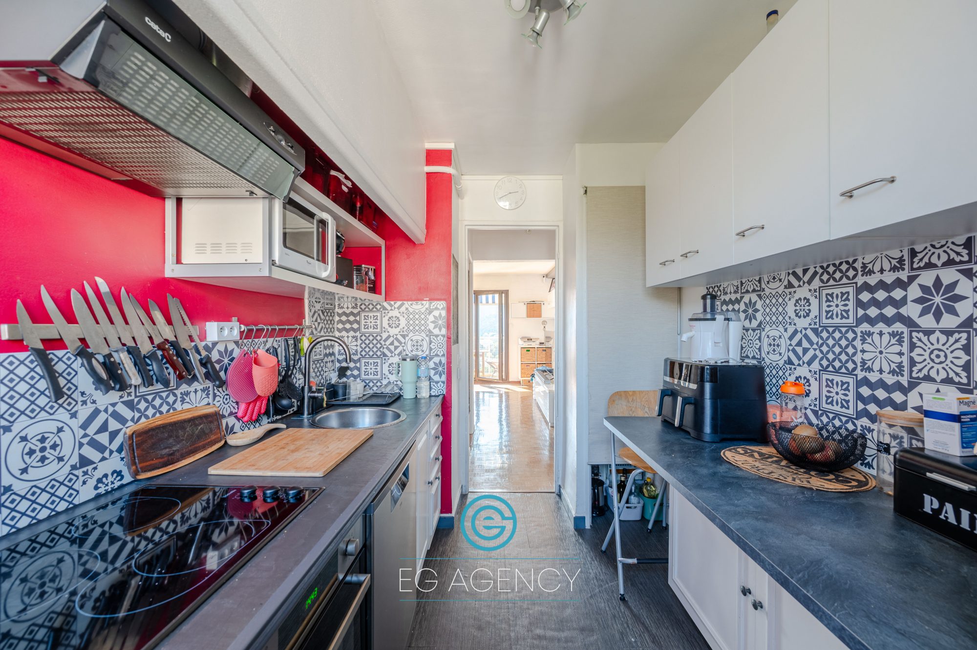 APPARTEMENT T3/4 DE 65M2 AVEC BALCONS ET BELLE VUE