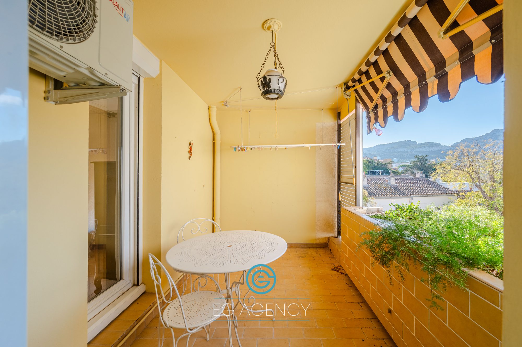 Appartement lumineux avec box