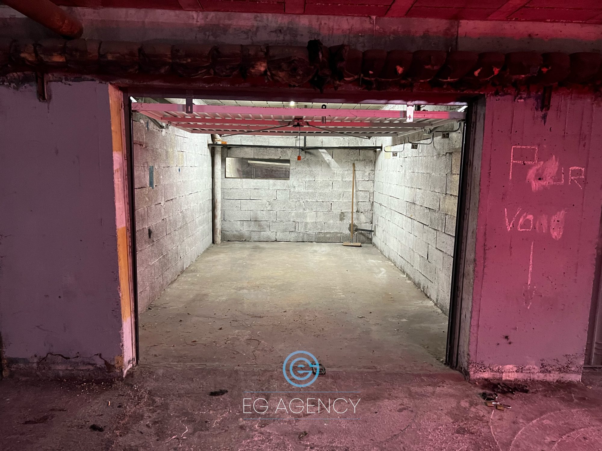 Box fermé à la Super Rouviere