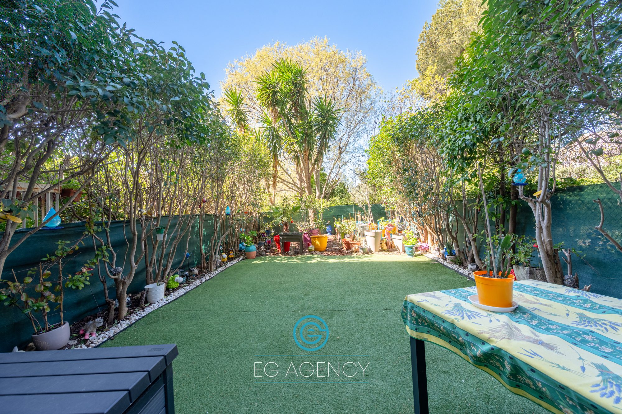 À vendre  T2 avec jardin  Marseille 12e, secteur La Four